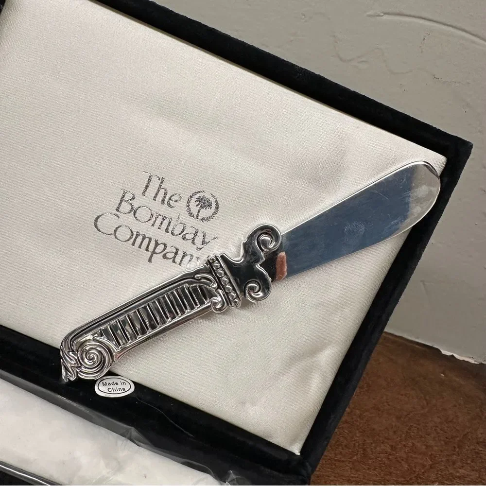 Bombay Company | 4 Godinger silver plate butter knives servicing knife NEW